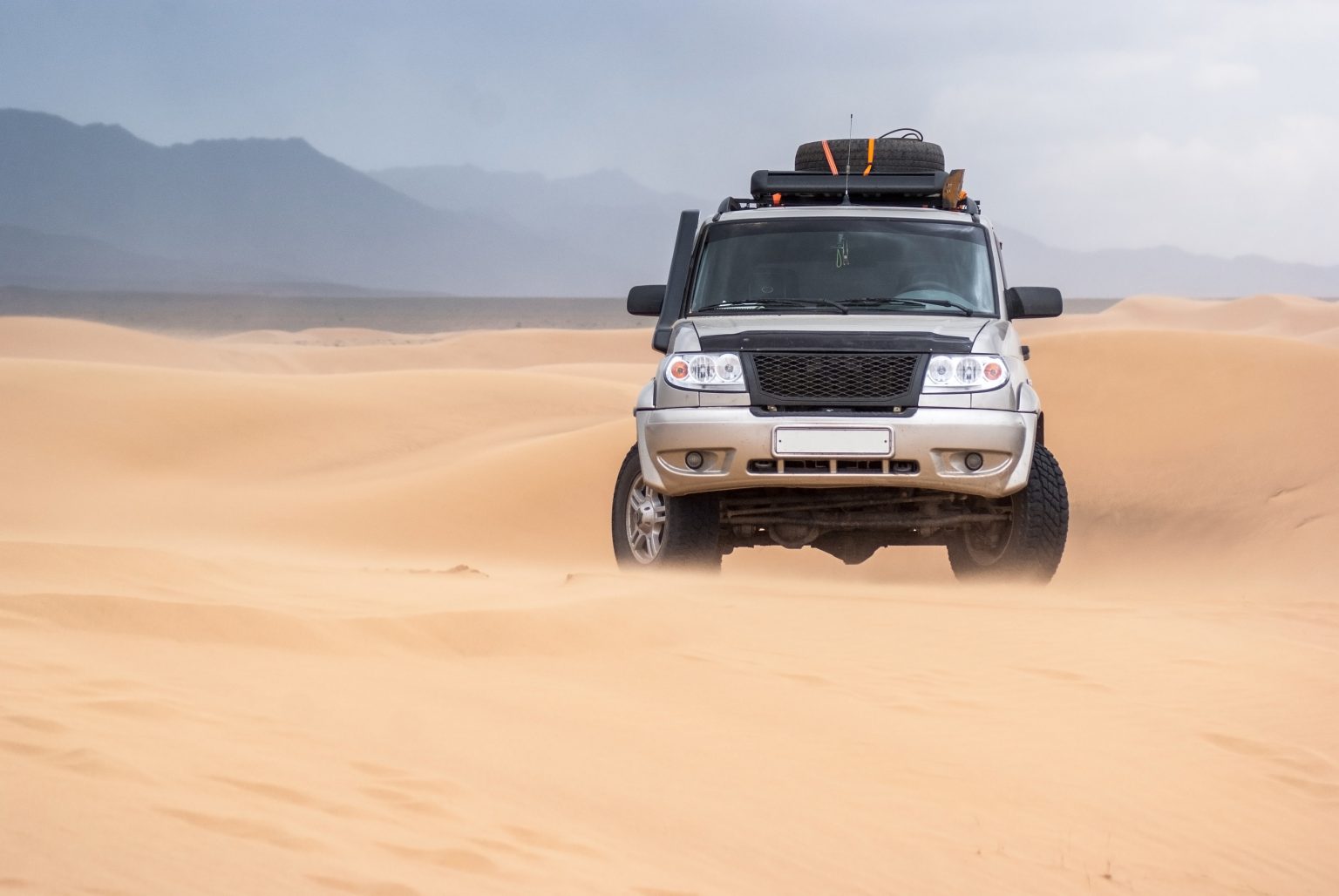 4×4 Expedition Across China’s Deserts